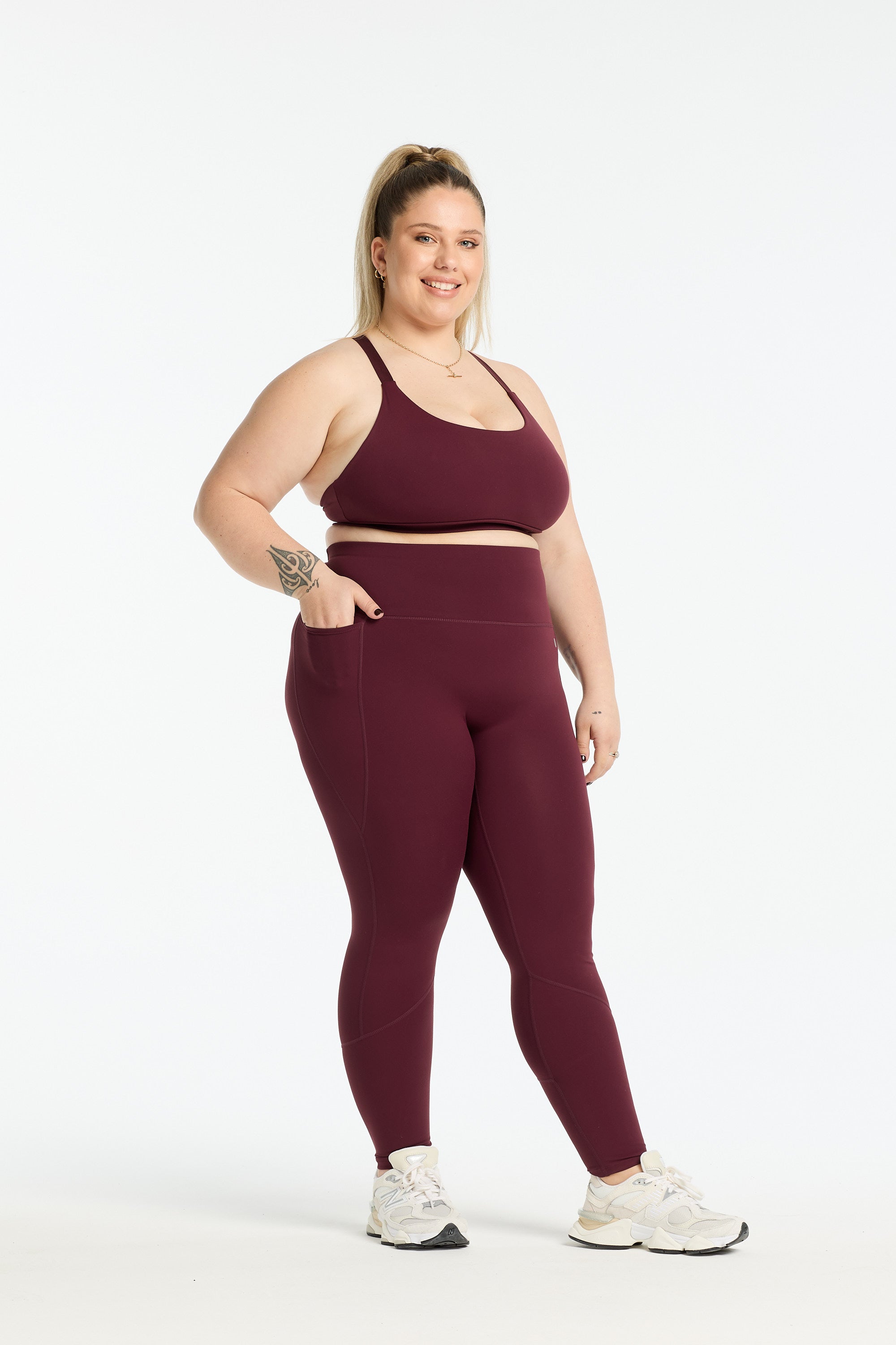 MOVEMENT W/ NO FRONT SEAM FULL LENGTH LEGGINGS BURGUNDY