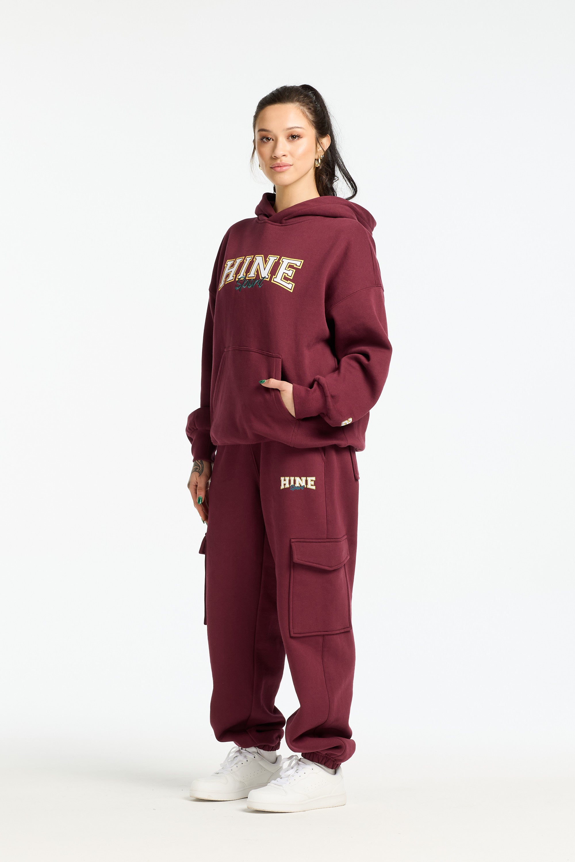 VARSITY 2.0 TRACKPANT BURGUNDY