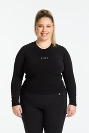 THE ESSENTIAL CROP LONG SLEEVE ONYX