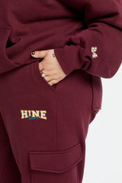 VARSITY 2.0 TRACKPANT BURGUNDY