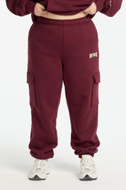 VARSITY 2.0 TRACKPANT BURGUNDY