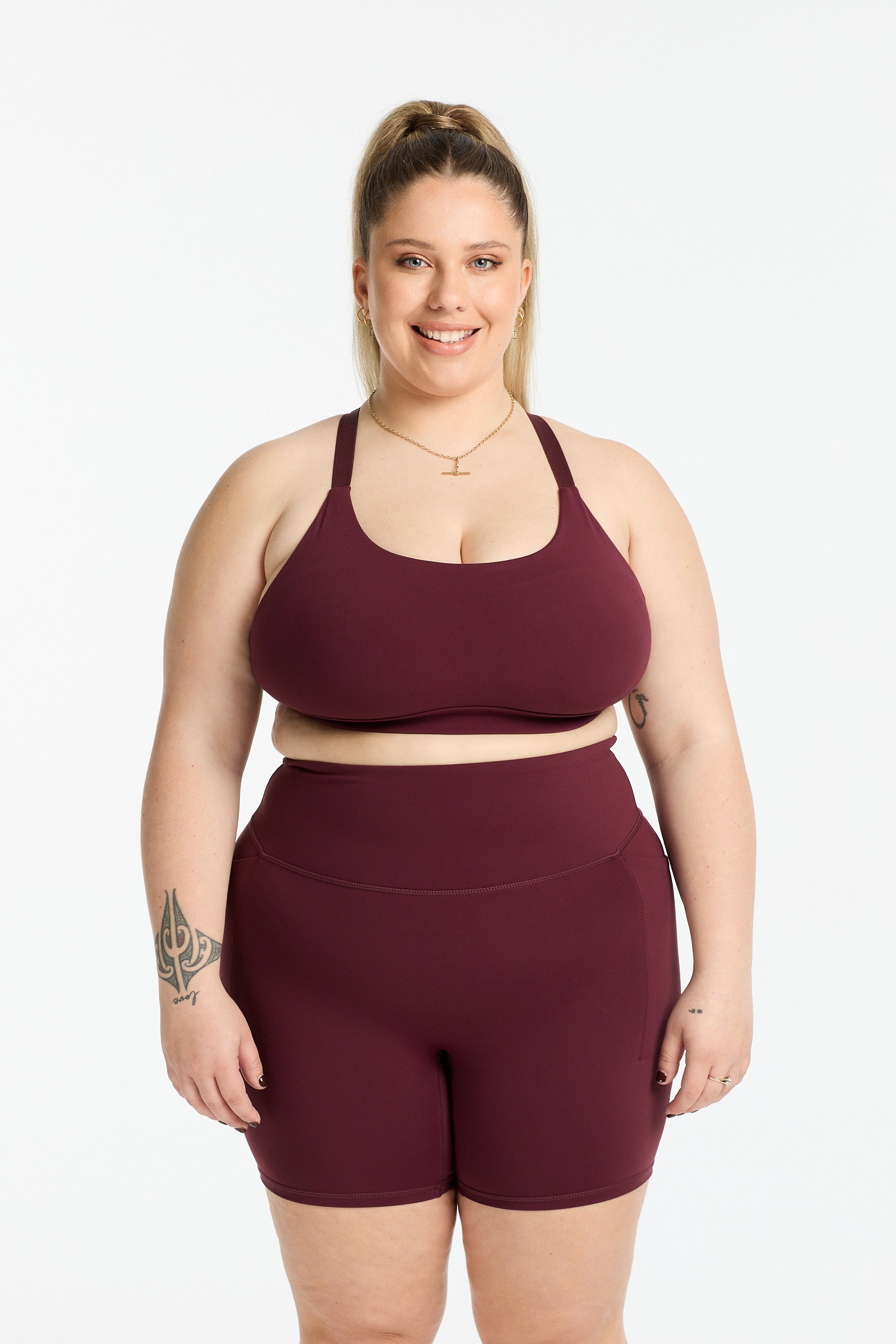 MOVEMENT BRA BURGUNDY