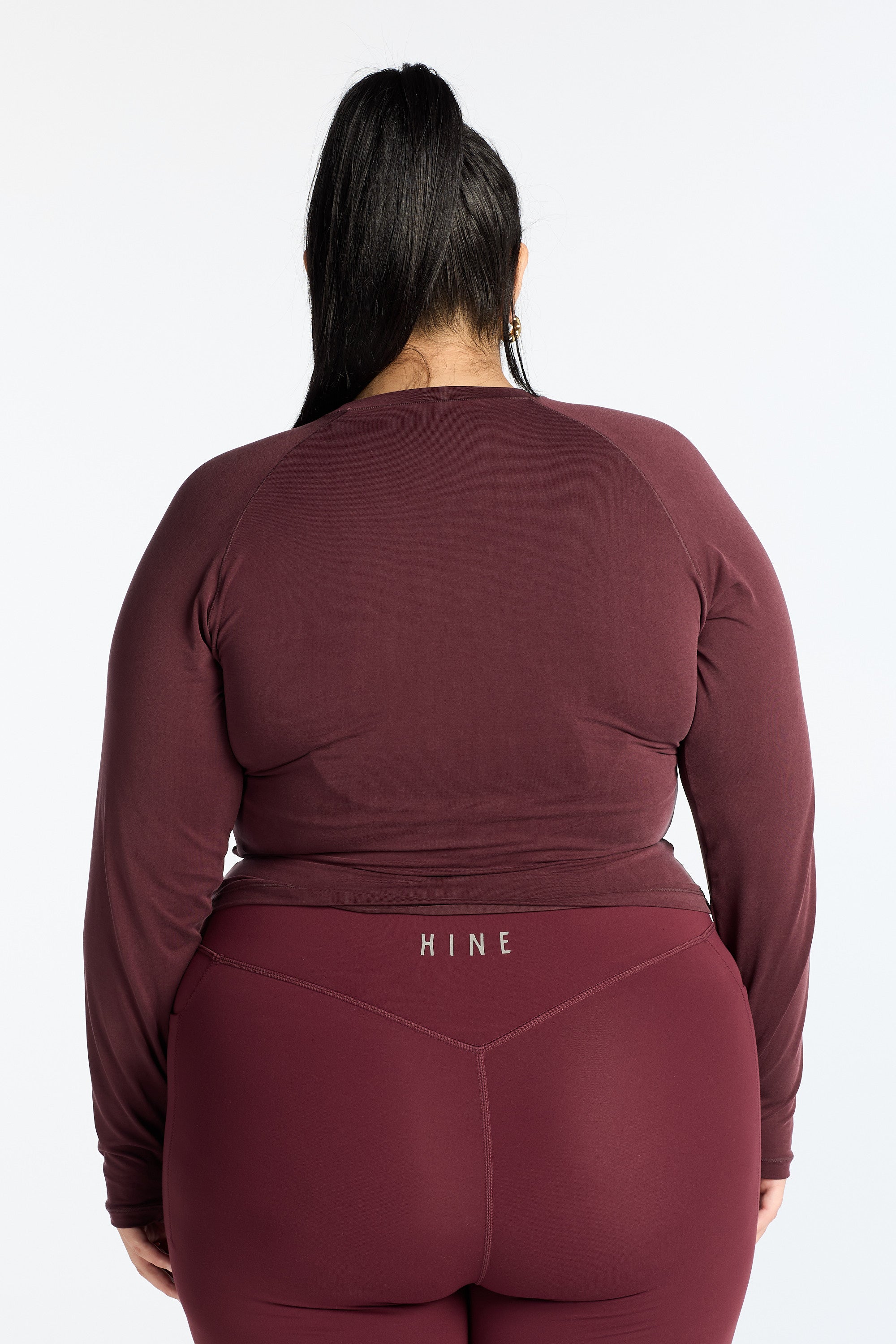 THE ESSENTIALS CROP LONG SLEEVE BURGUNDY