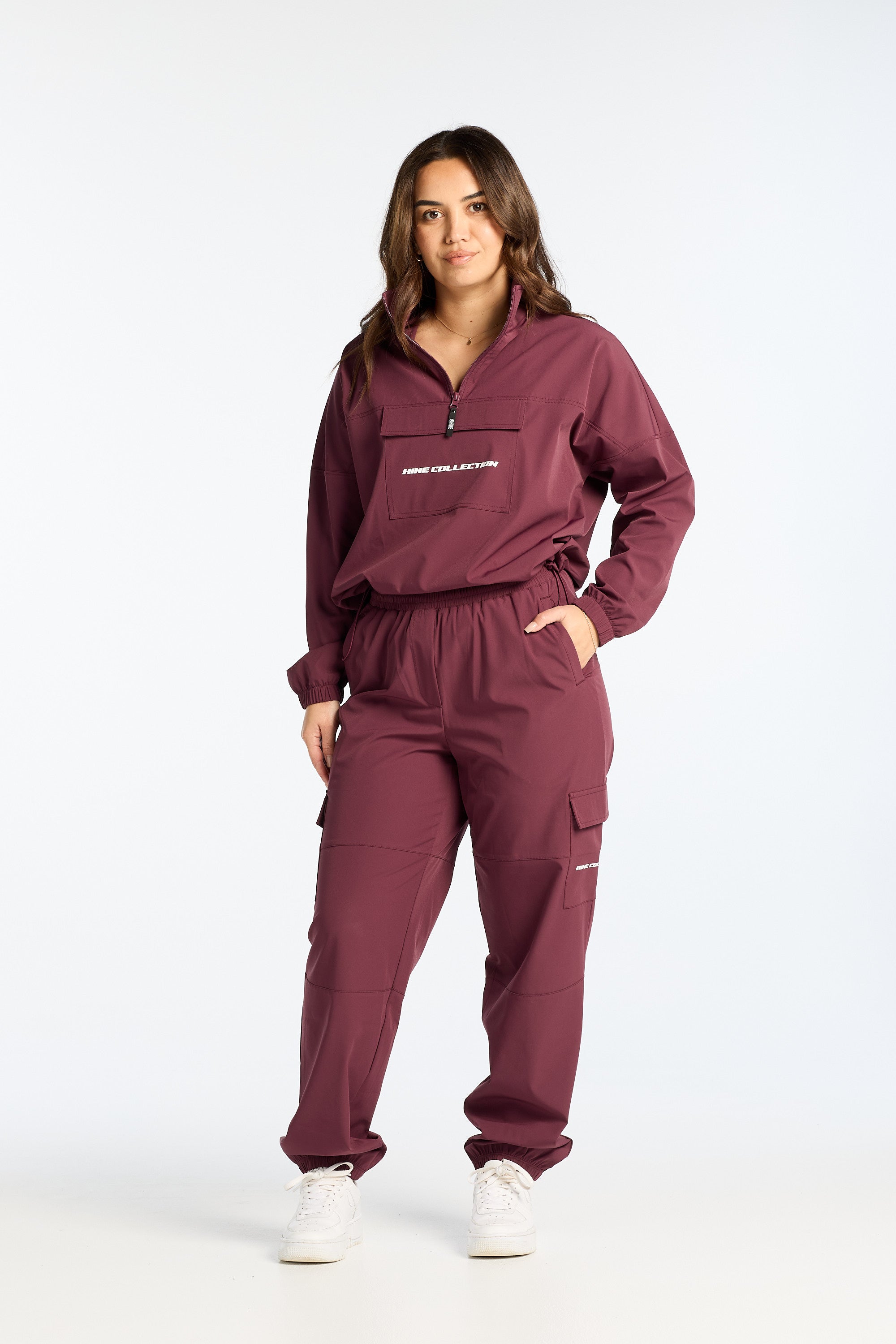 HINE CARGO PANTS BURGUNDY