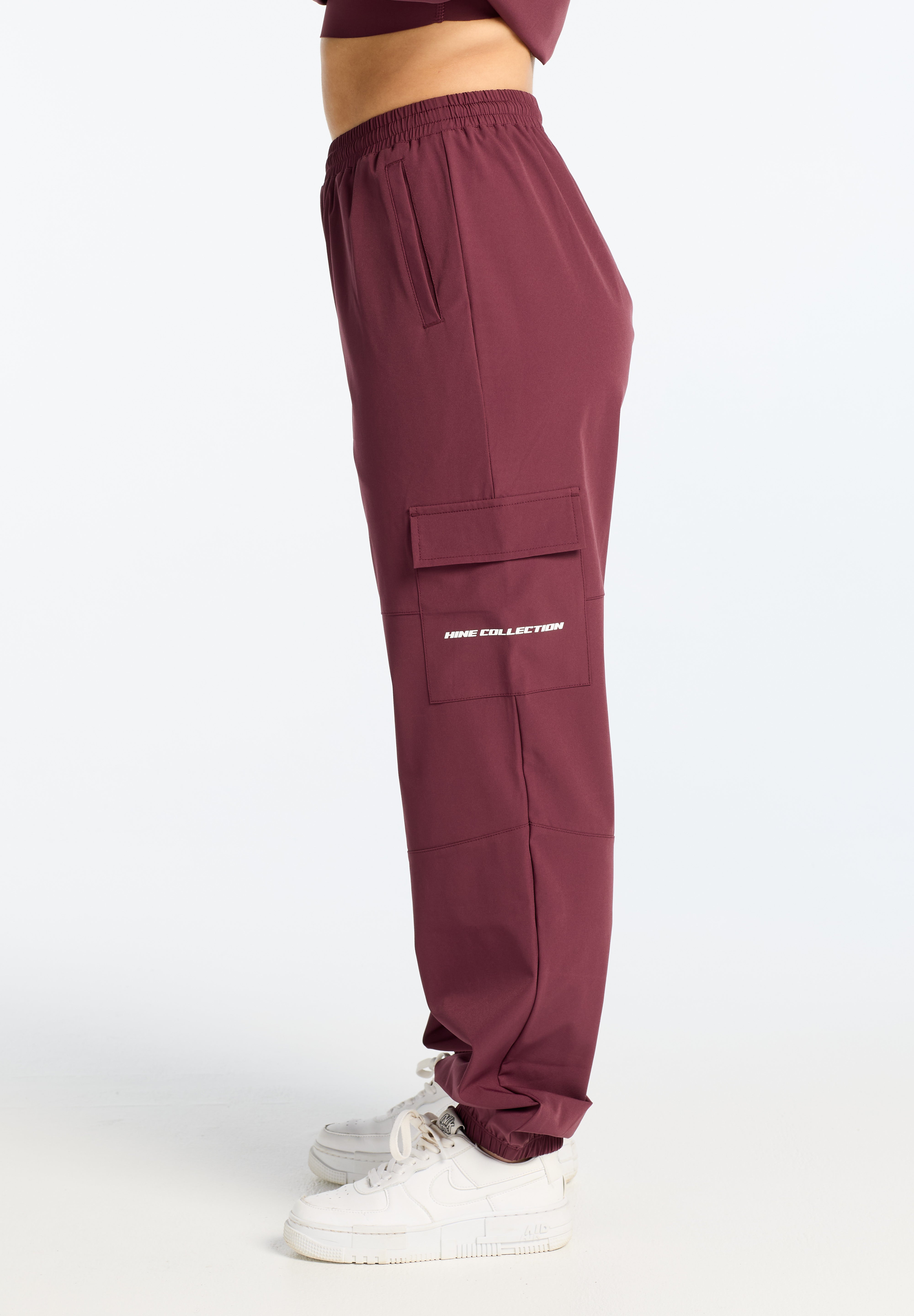 HINE CARGO PANTS BURGUNDY