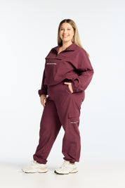 HINE CARGO PANTS BURGUNDY