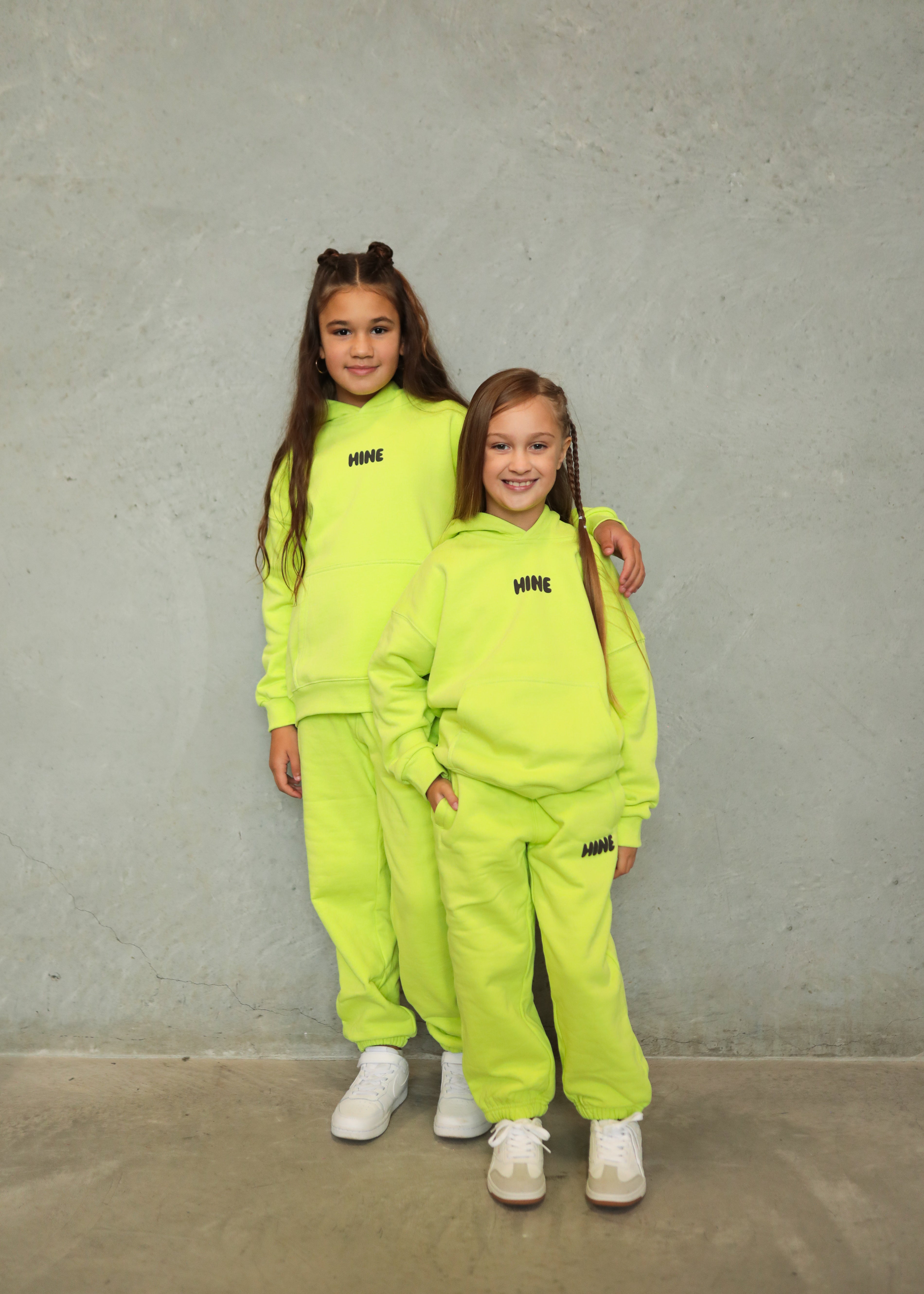 TAMARIKI TRACKPANT LIME